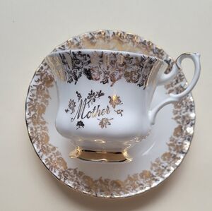 Royal Albert English Bone China Cup & Saucer, Gold Pattern "Mother"